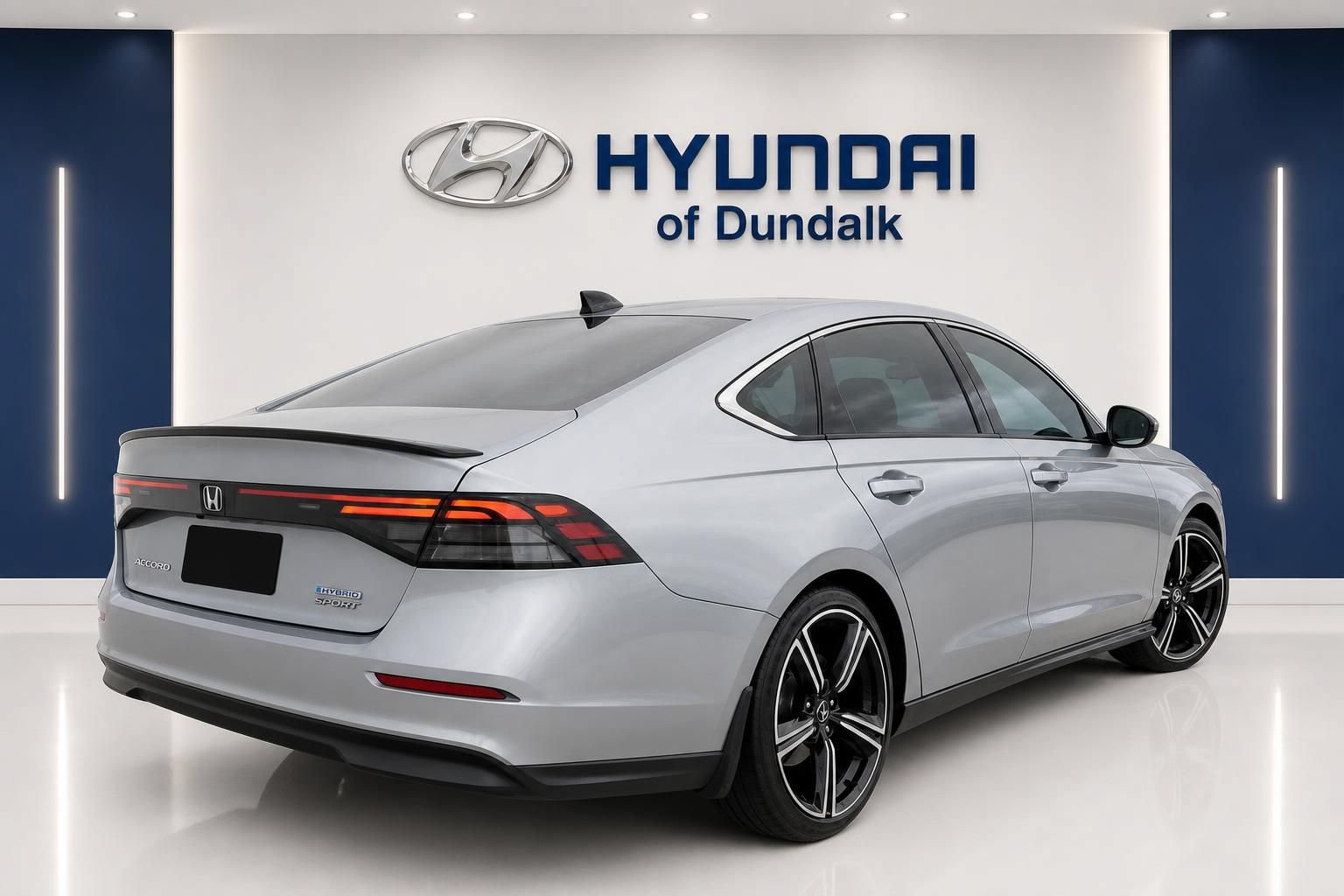 Used 2023 Honda Accord Sport image 3