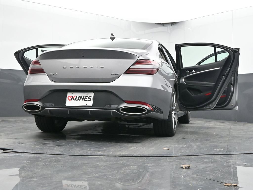 Used 2025 Genesis G70 2.5T image 69