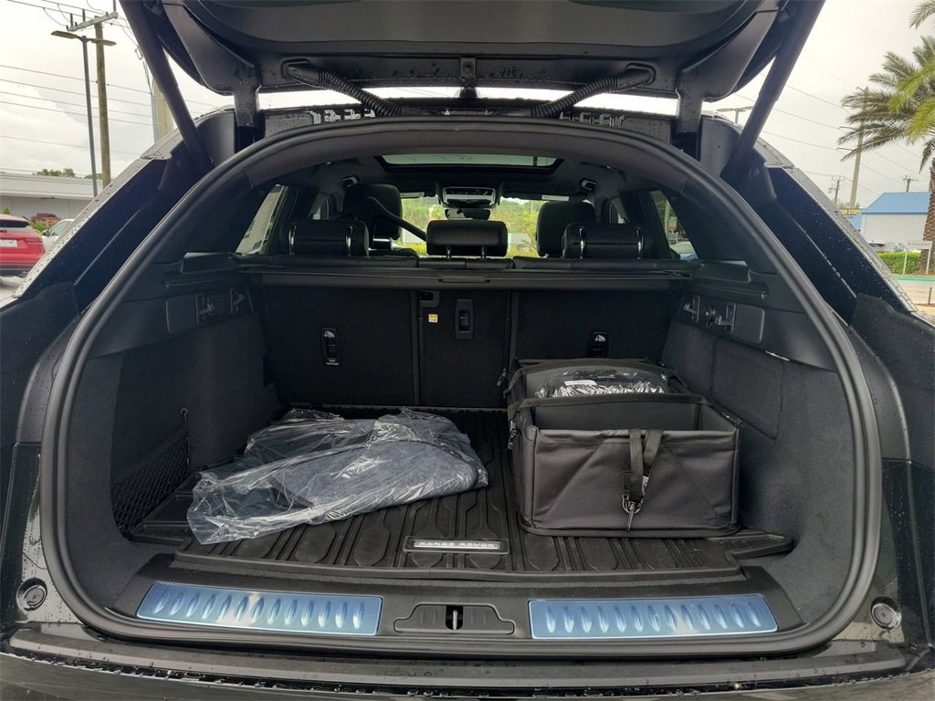 New 2026 Land Rover Range Rover Velar S image 11