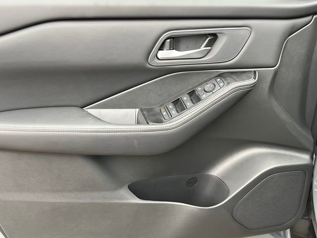 New 2026 Nissan Rogue SV w/ Cold Weather Package image 11