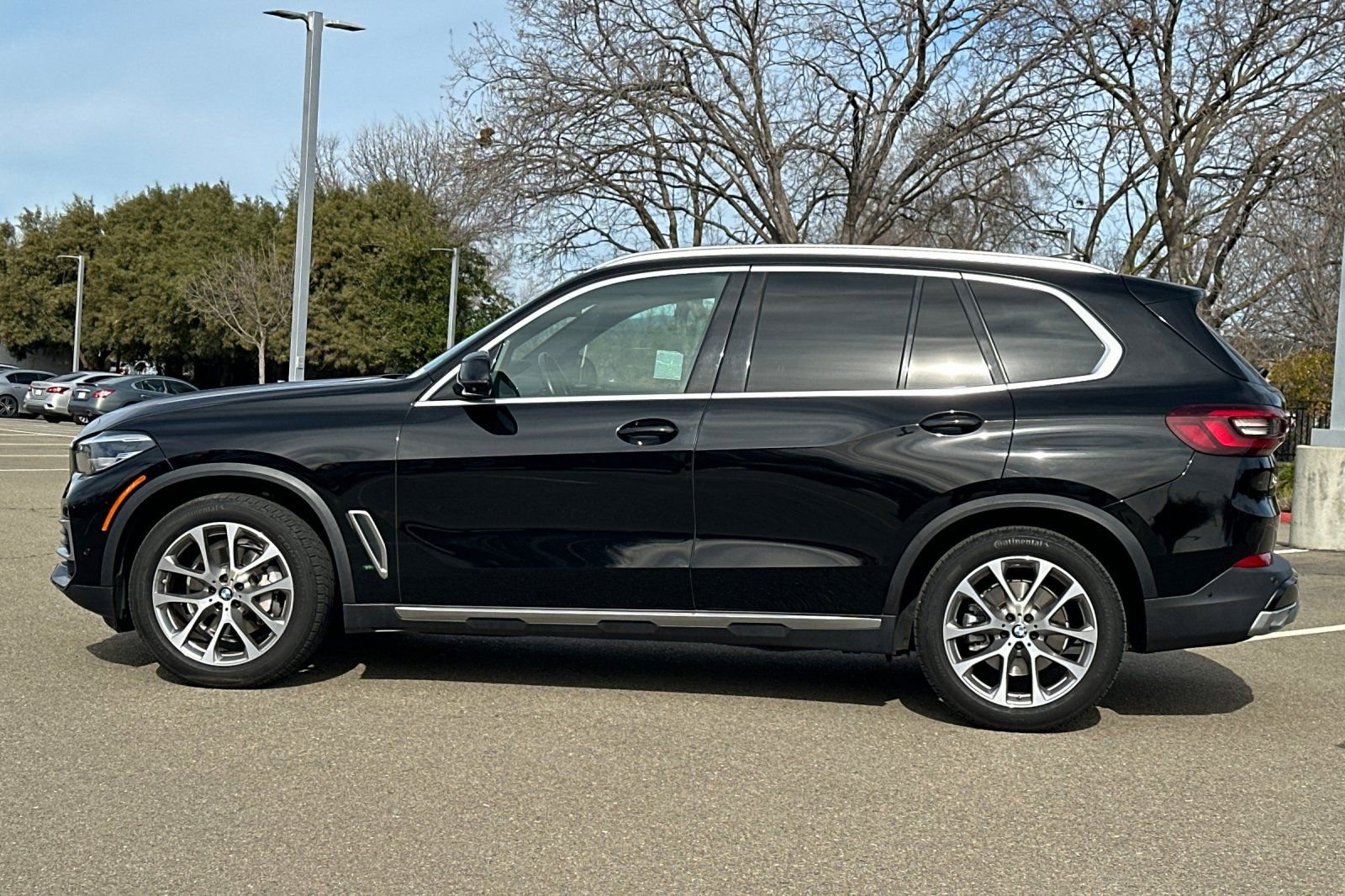 Used 2022 BMW X5 xDrive40i w/ Parking Assistance Package image 7