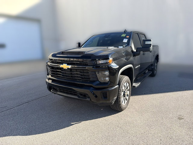 Used 2024 Chevrolet Silverado 2500 Custom w/ Custom Value Package AWD/4WD image 12