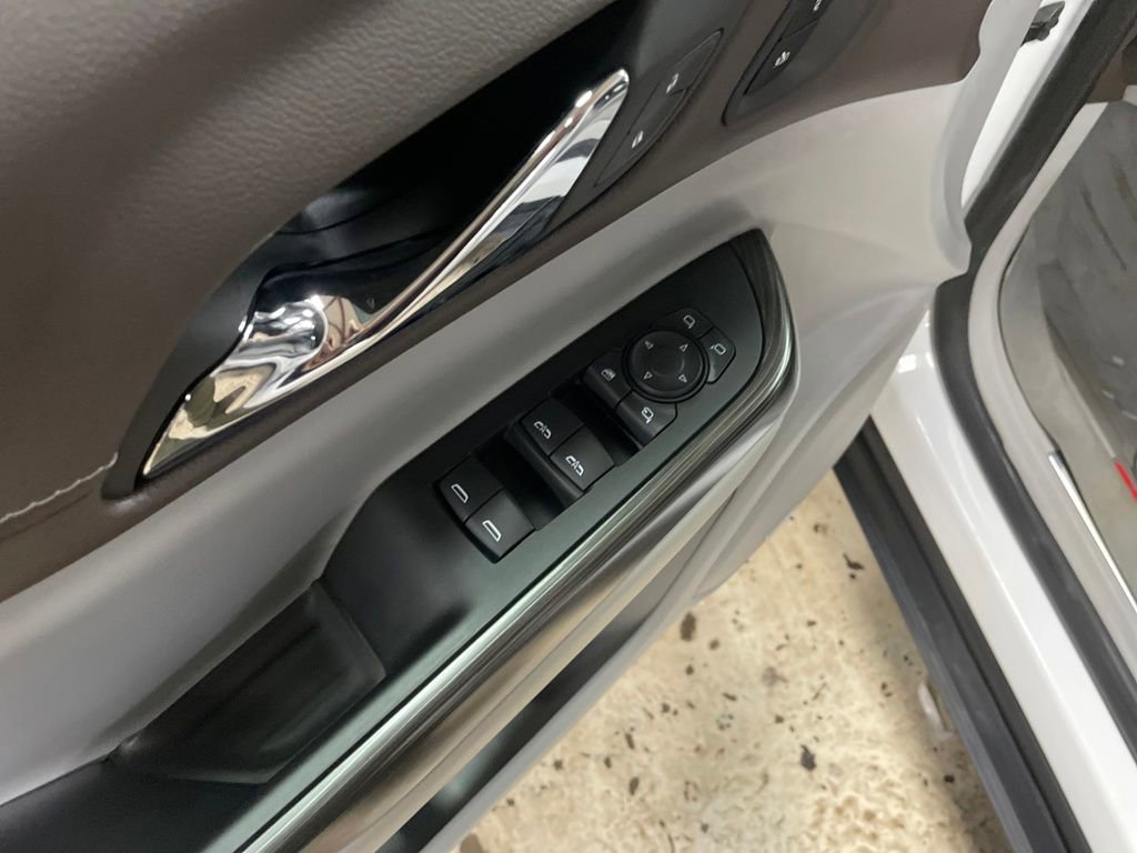 Certified 2023 GMC Acadia SLT w/ Preferred Package image 15