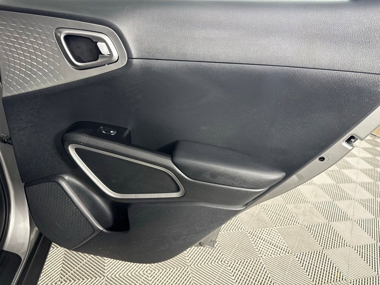 Used 2024 Kia Soul LX w/ Option Group 015 image 24