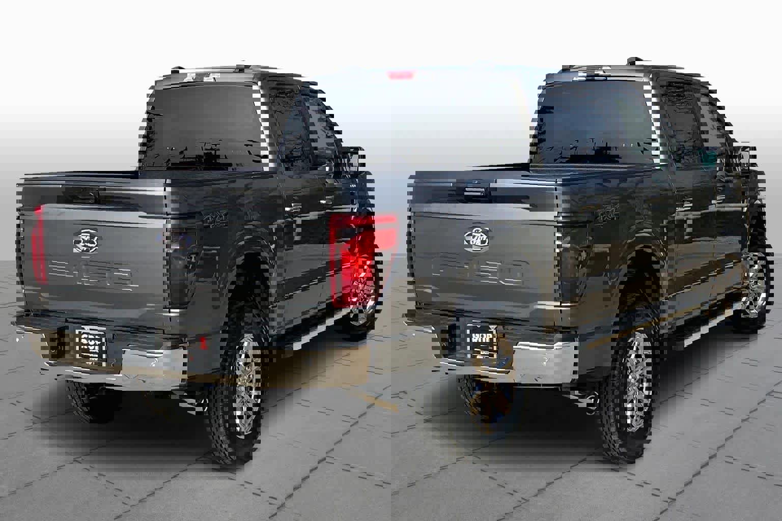 Used 2024 Ford F150 XLT AWD/4WD image 12