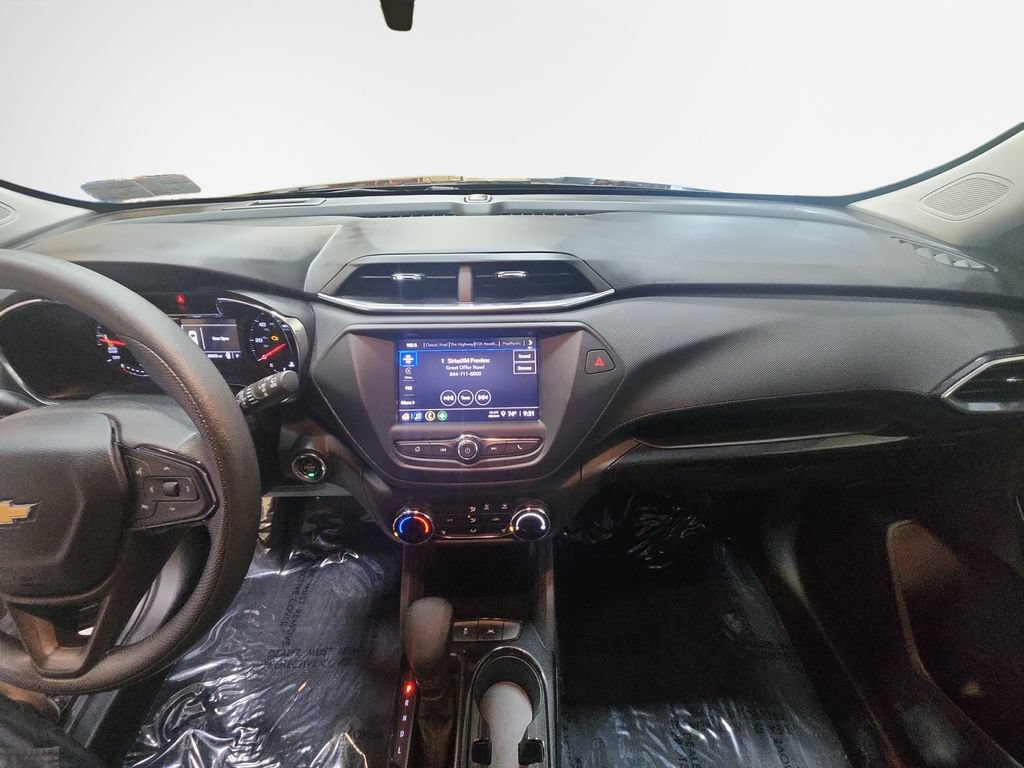 Used 2023 Chevrolet TrailBlazer LT FWD image 24