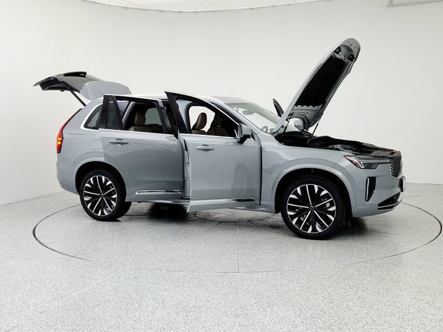 New 2025 Volvo XC90 T8 Core w/ Protection Package Premier image 10