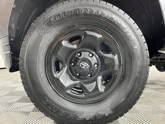 Used 2023 Toyota Tacoma SR AWD/4WD image 11