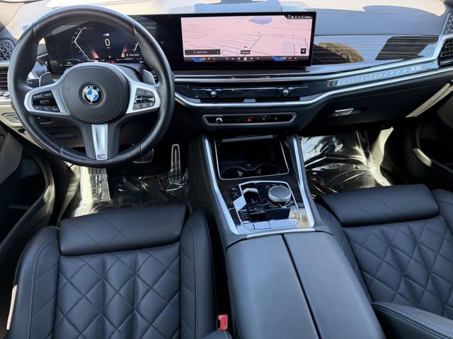Certified 2025 BMW X6 xDrive40i w/ Climate Comfort Package image 14