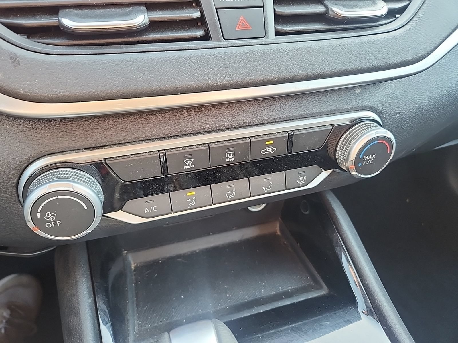 Used 2021 Nissan Altima 2.5 SV FWD image 11