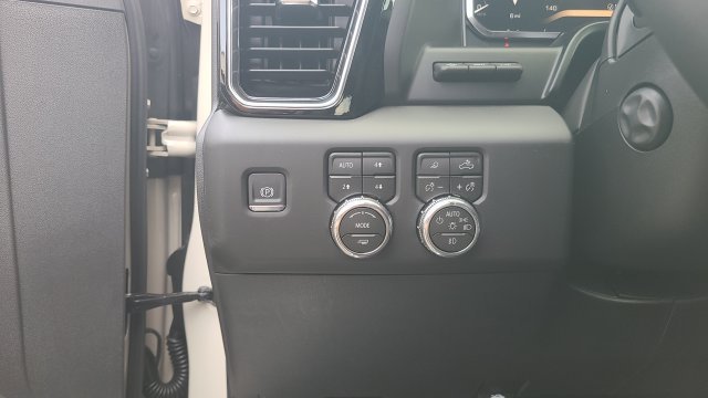 New 2026 GMC Sierra 1500 Denali w/ Technology Package AWD/4WD image 12