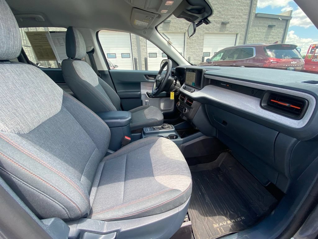 Used 2023 Ford Maverick XLT FWD image 38