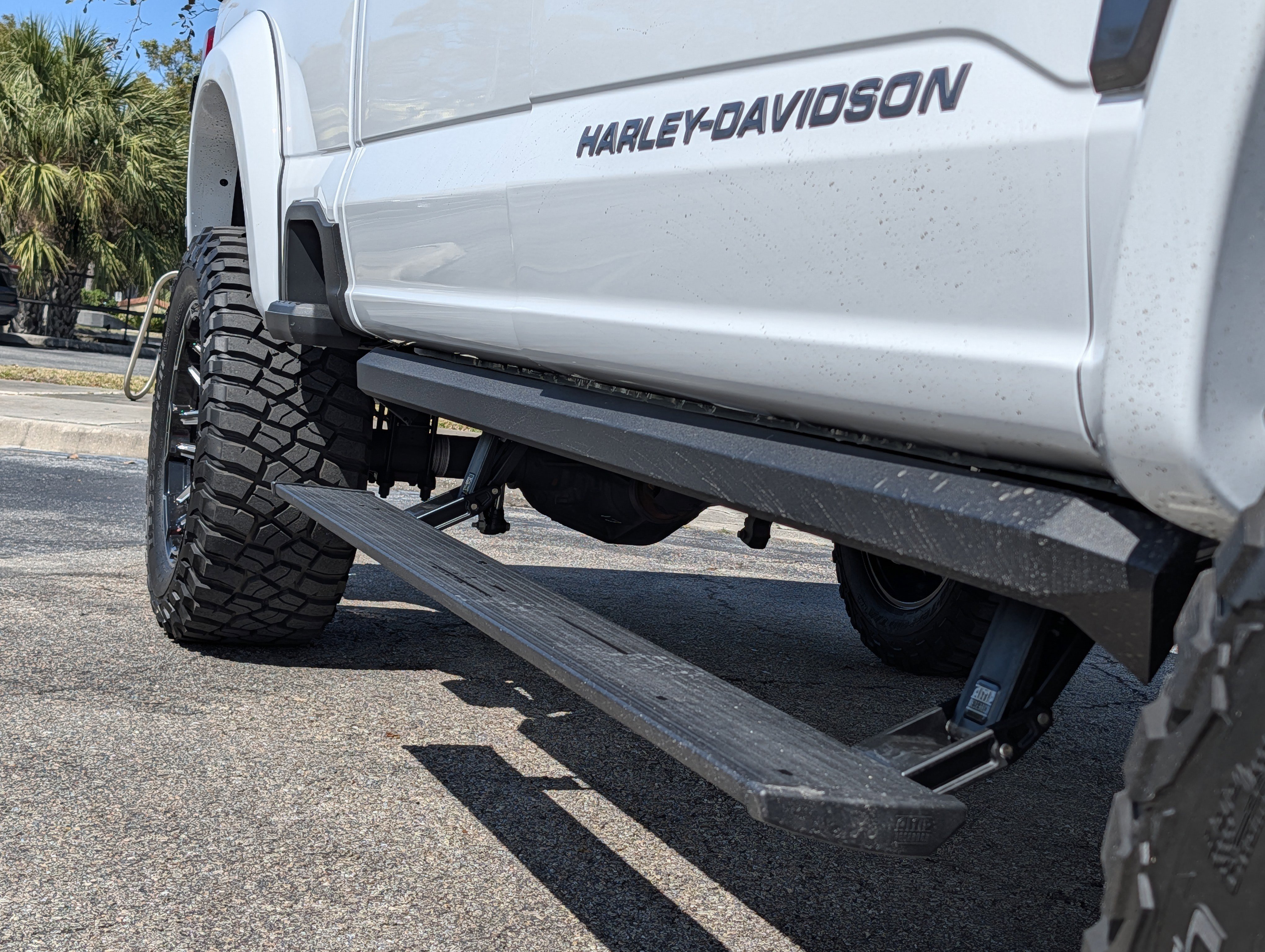 Used 2026 Ford F250 Lariat w/ Black Appearance Package image 17