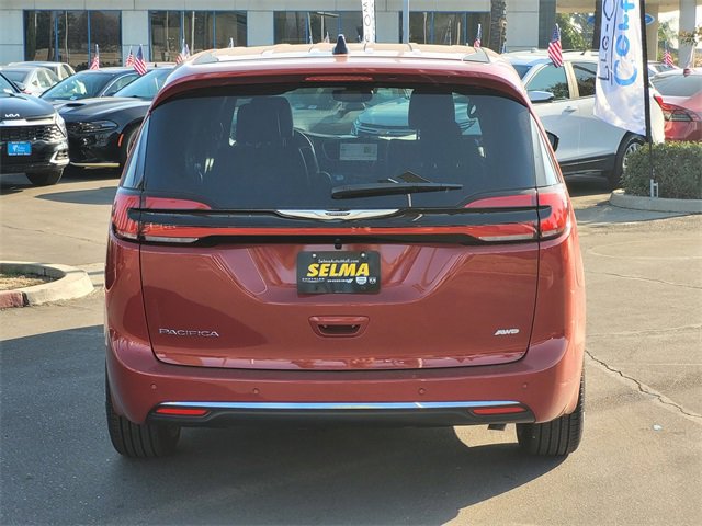 New 2026 Chrysler Pacifica Select image 5