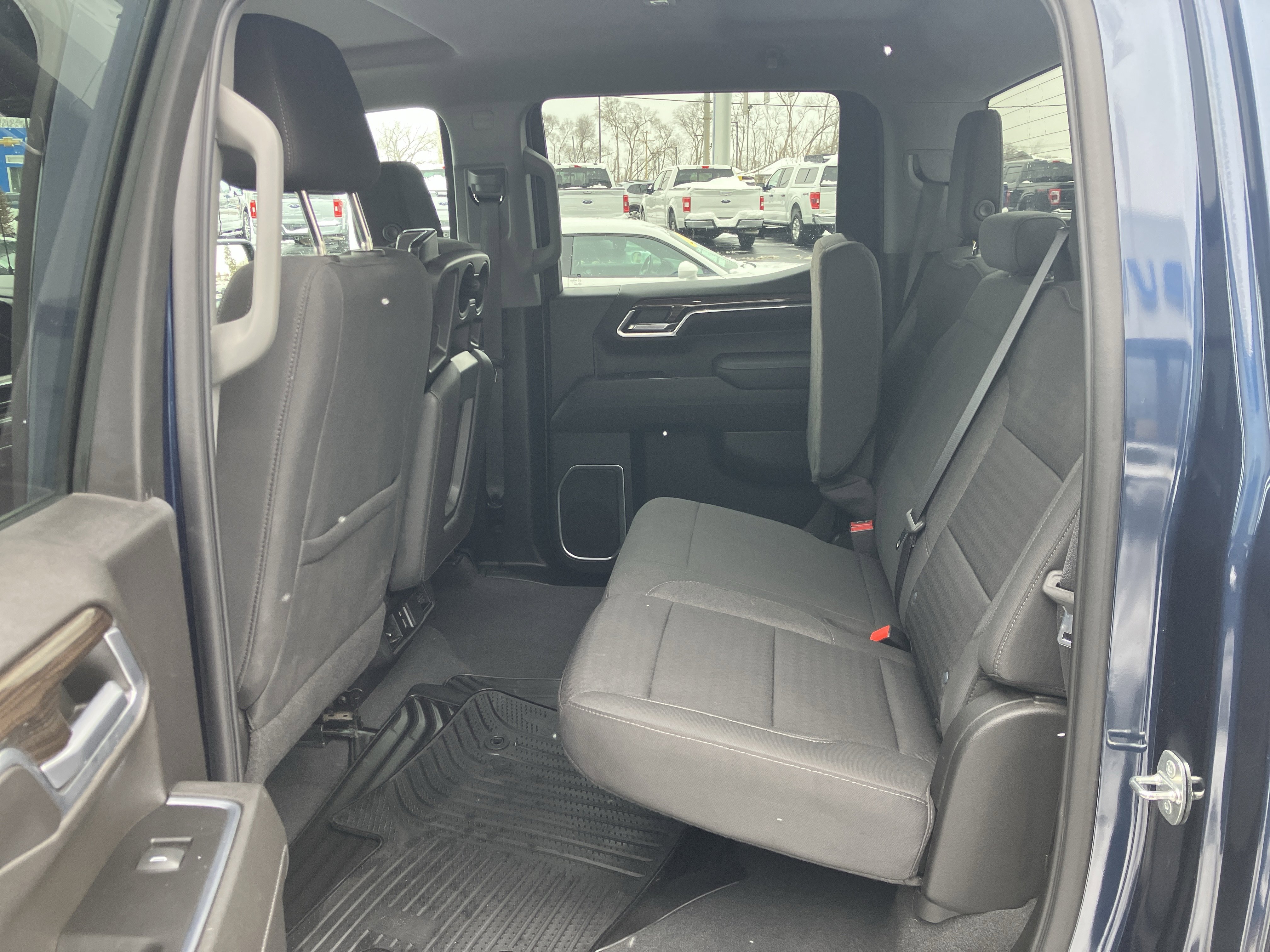 Used 2022 Chevrolet Silverado 1500 LT image 19