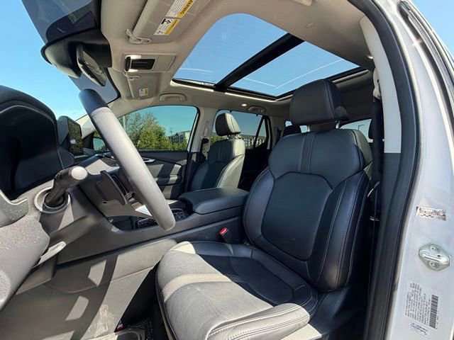 Used 2023 Honda Pilot Touring image 19