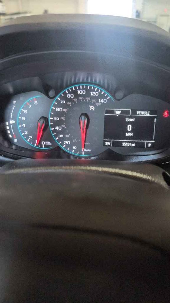 Used 2022 Chevrolet Trax LT w/ LT Convenience Package FWD image 6