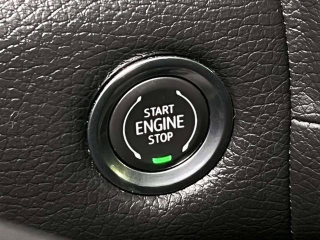 Used 2022 GMC Yukon XL Denali w/ Denali Ultimate Package AWD/4WD image 46
