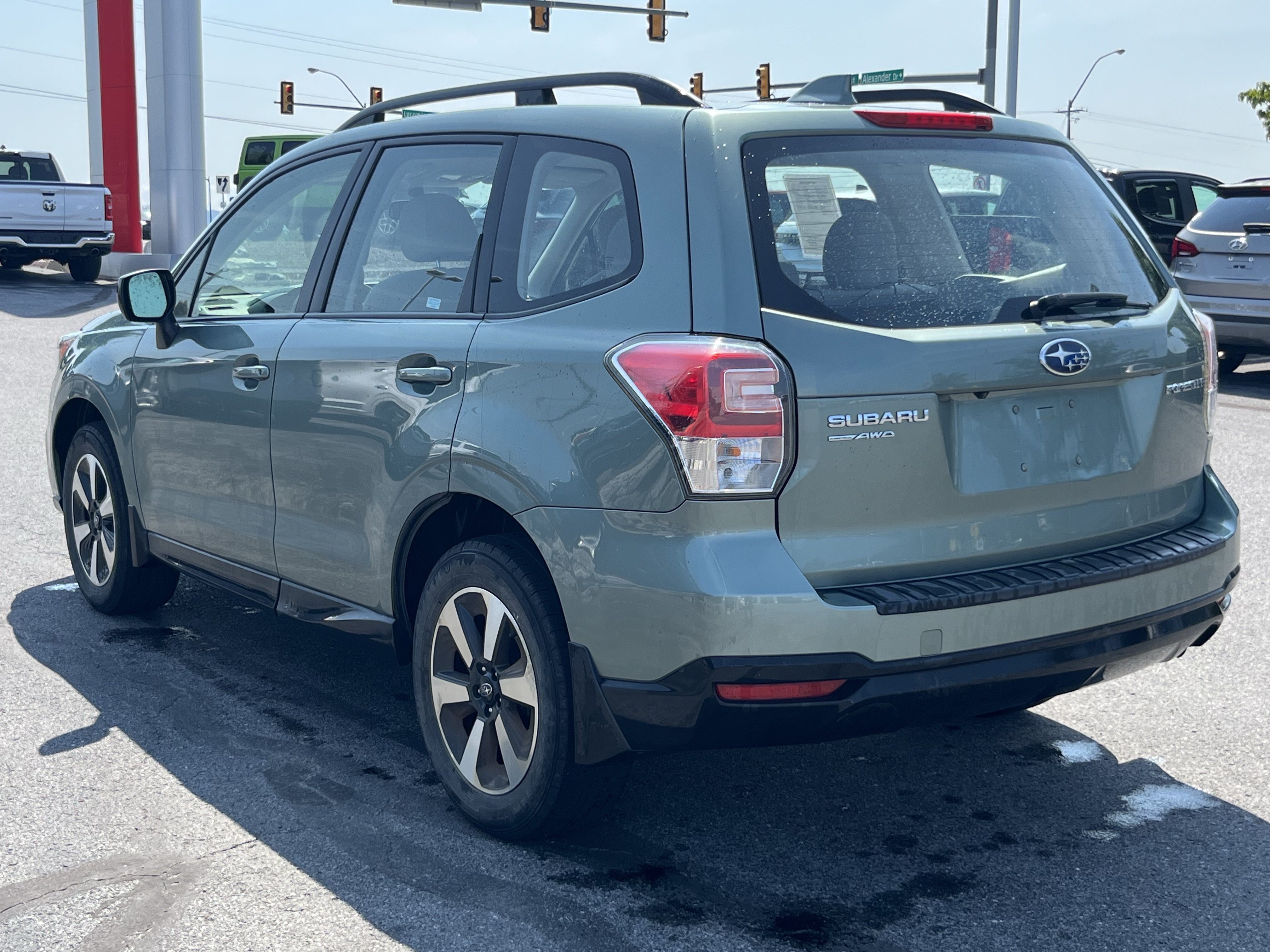Used 2018 Subaru Forester 2.5i w/ Protection Package #1 AWD/4WD image 8