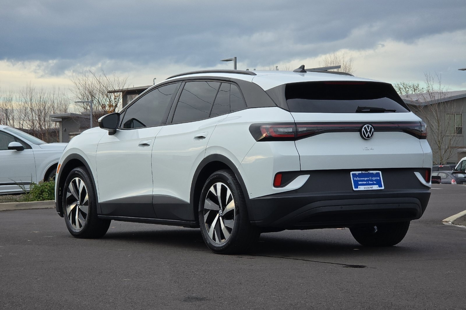 Used 2023 Volkswagen ID.4 2WD image 5
