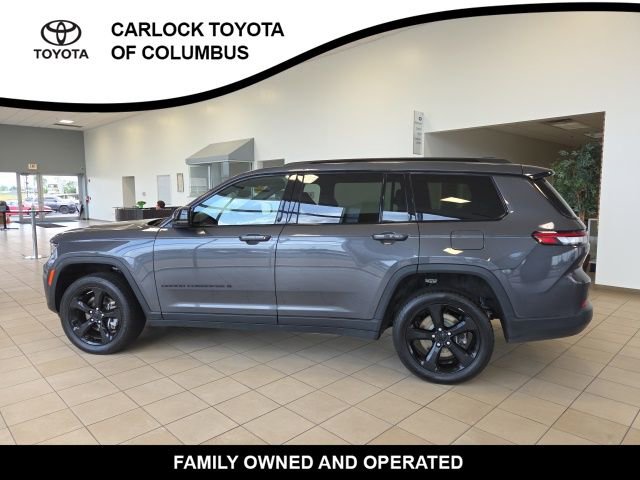 Used 2023 Jeep Grand Cherokee L Laredo AWD/4WD image 9