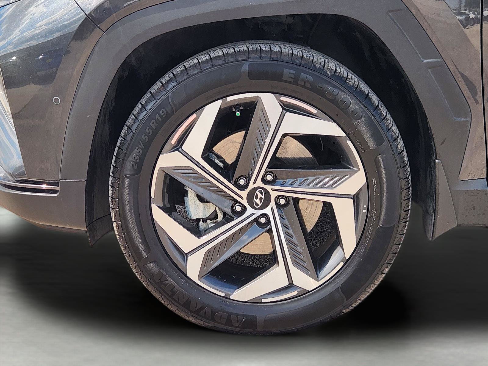 Used 2023 Hyundai Tucson Limited AWD/4WD image 10