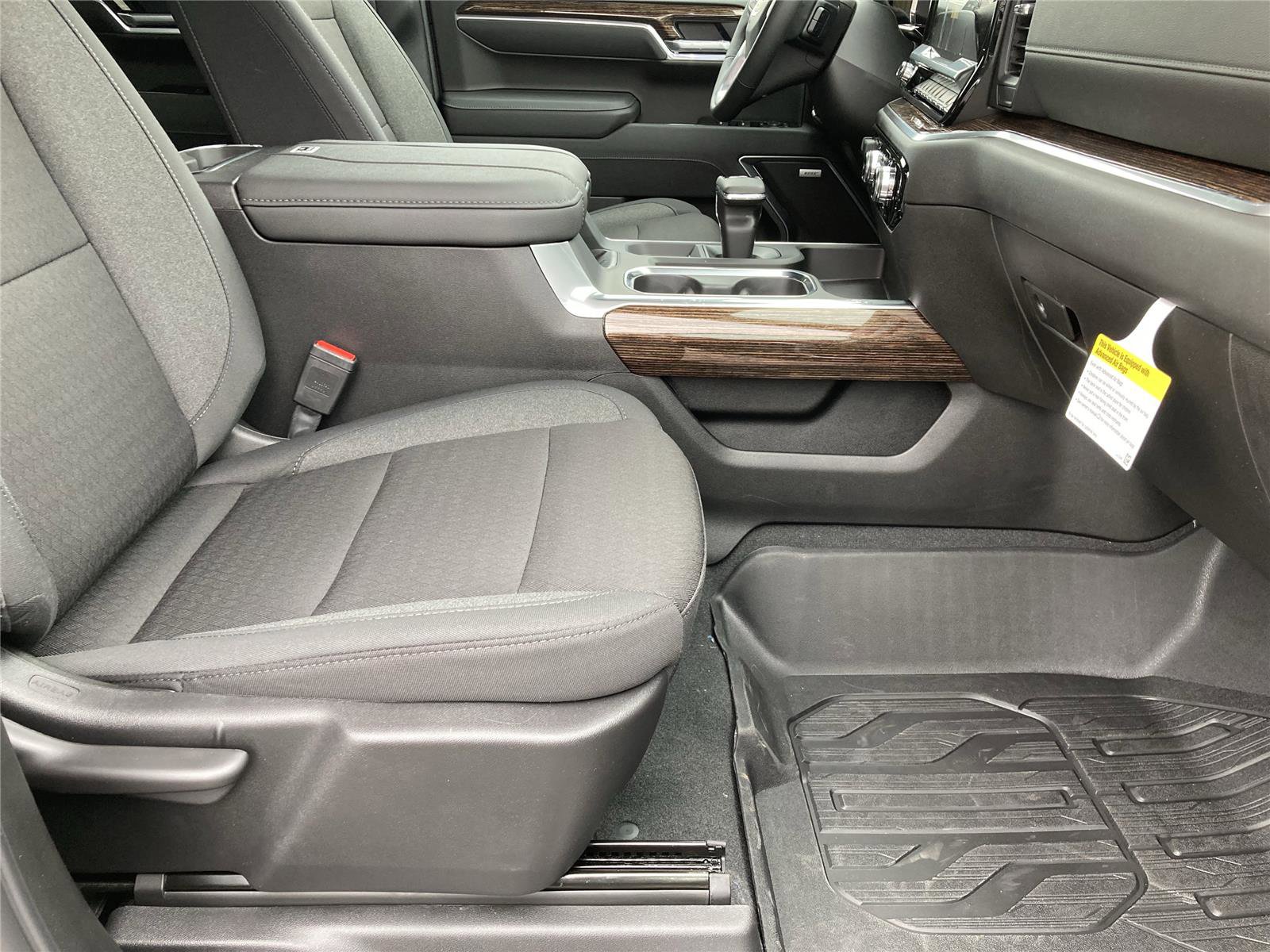 New 2026 GMC Sierra 1500 Elevation image 15