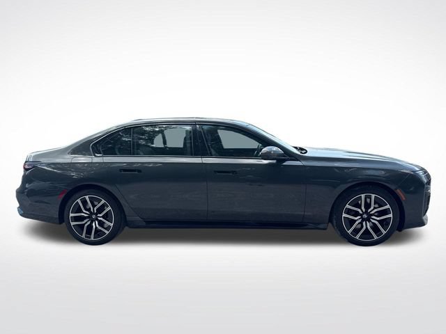 Used 2023 BMW 760i xDrive w/ Parking Assistance Package AWD/4WD image 7