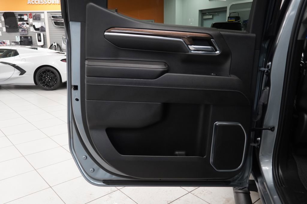 Used 2023 Chevrolet Silverado 1500 RST w/ Rally Edition image 22