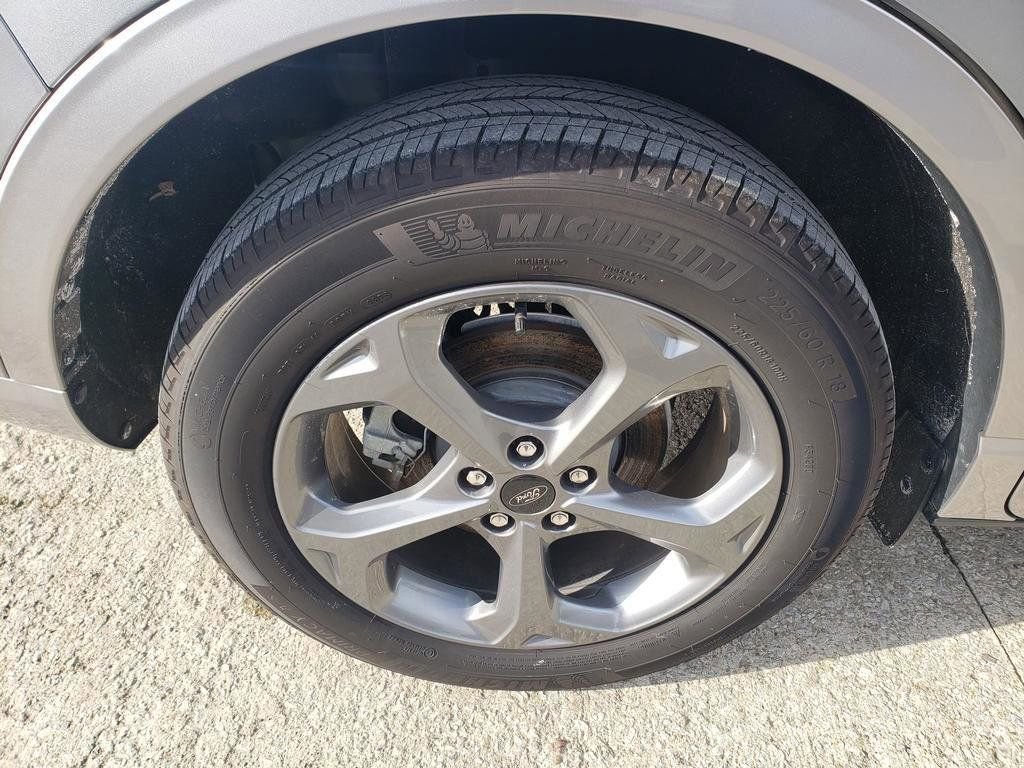 Used 2024 Ford Escape ST-Line image 29