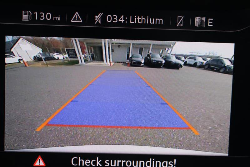 Used 2018 Audi R8 V10 w/ Carbon Exterior Package image 47