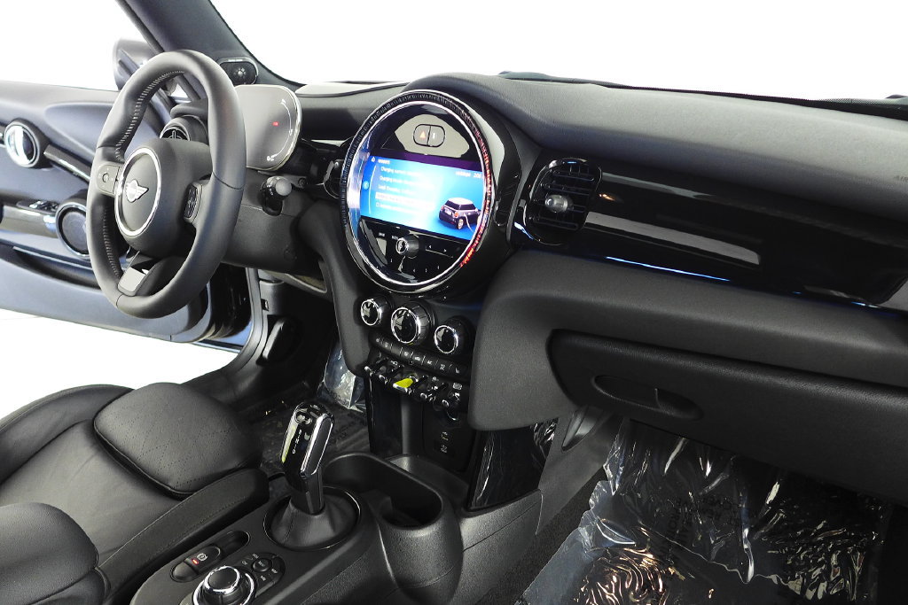 Certified 2024 MINI Cooper SE FWD image 13