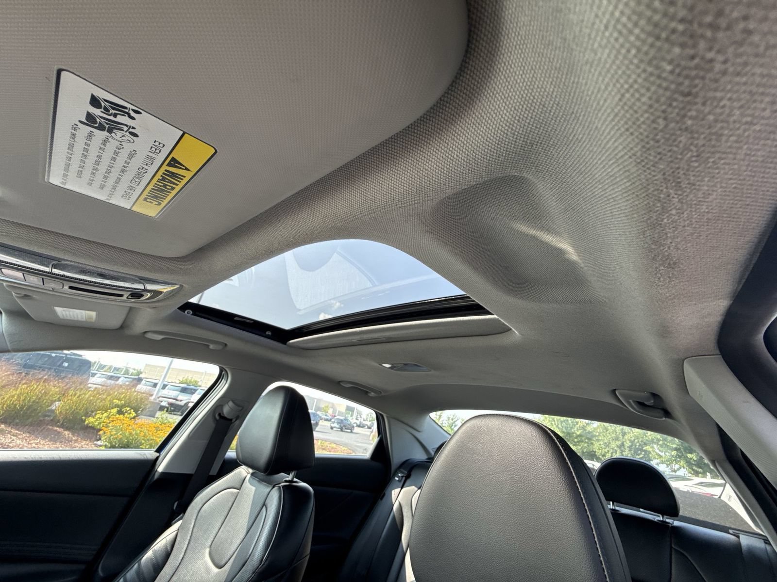 Certified 2024 Hyundai Elantra Limited FWD image 25