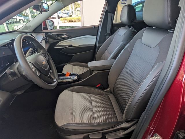Certified 2024 Chevrolet Trax LT image 5