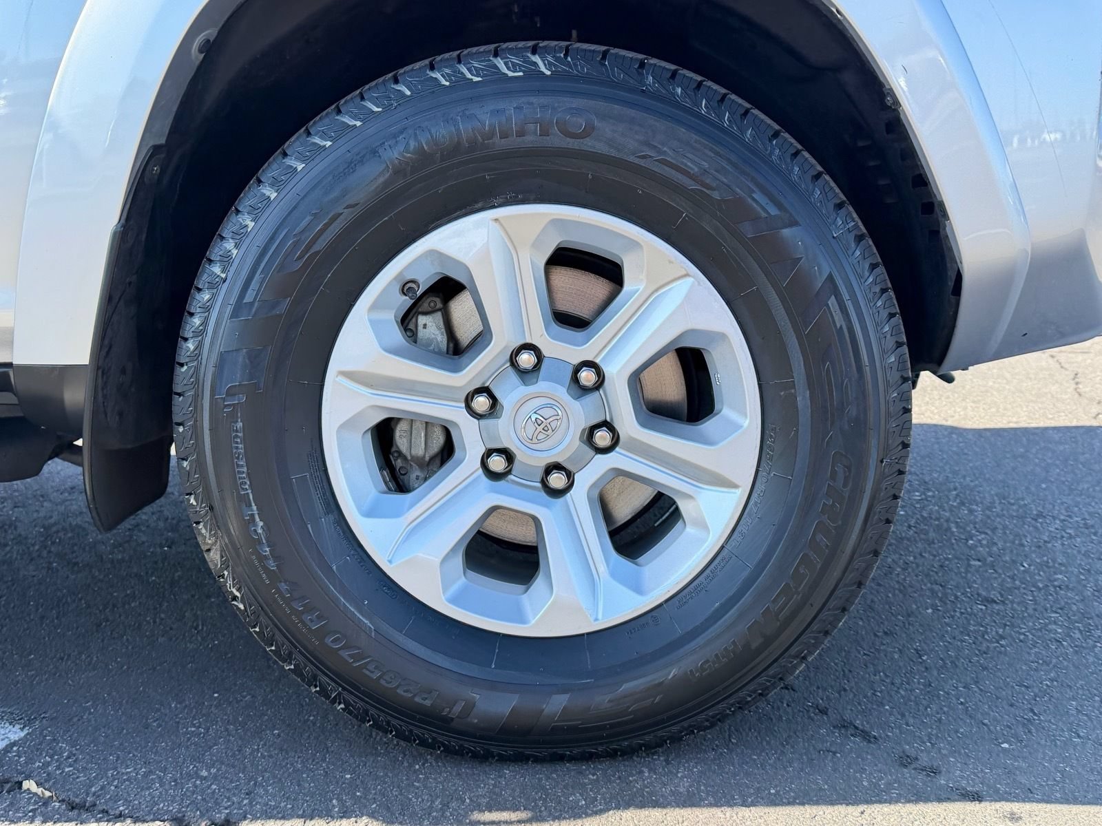 Used 2020 Toyota 4Runner SR5 RWD image 11