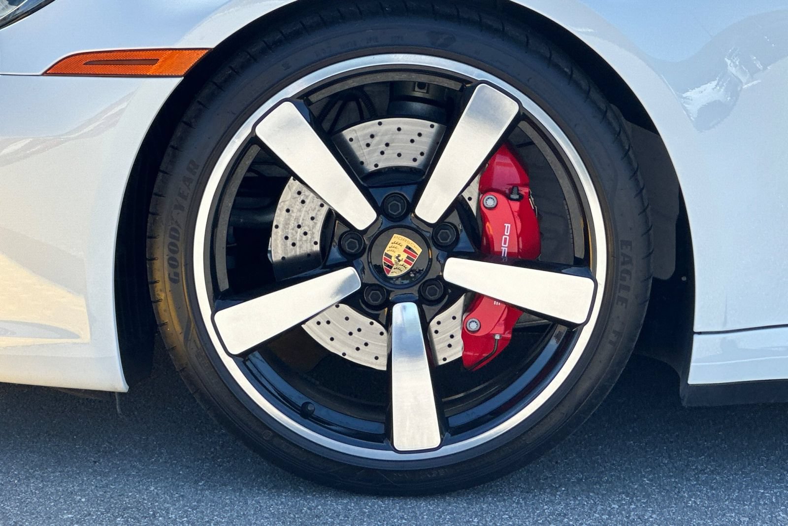 Certified 2024 Porsche 911 Carrera S RWD image 44