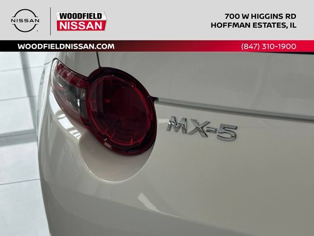 Used 2020 MAZDA MX-5 Miata Club RWD image 13