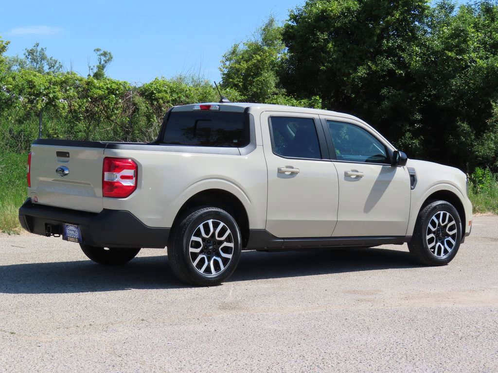 Used 2024 Ford Maverick Lariat FWD image 3