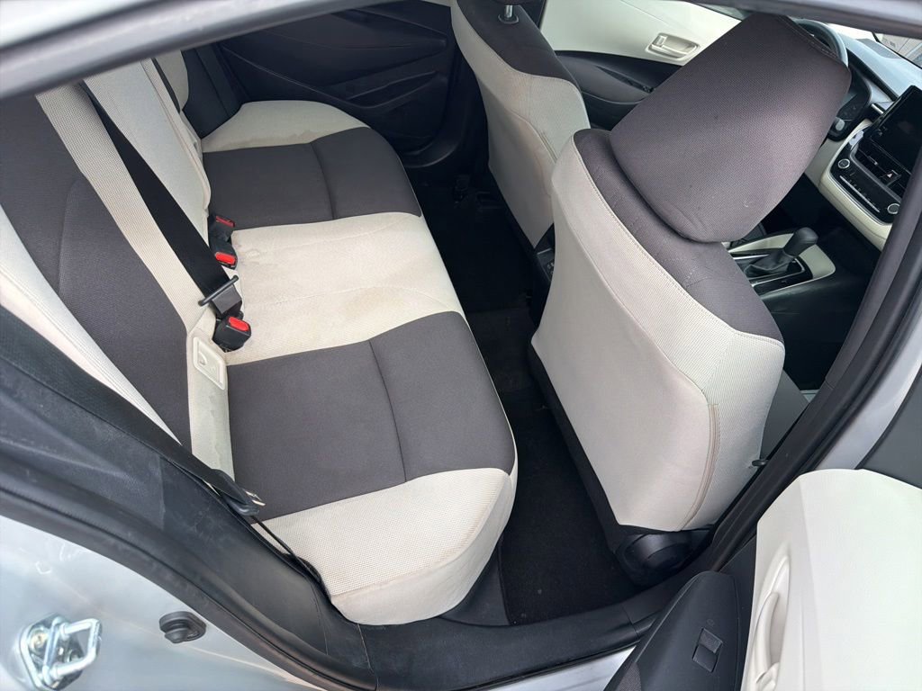 Used 2025 Toyota Corolla LE image 18