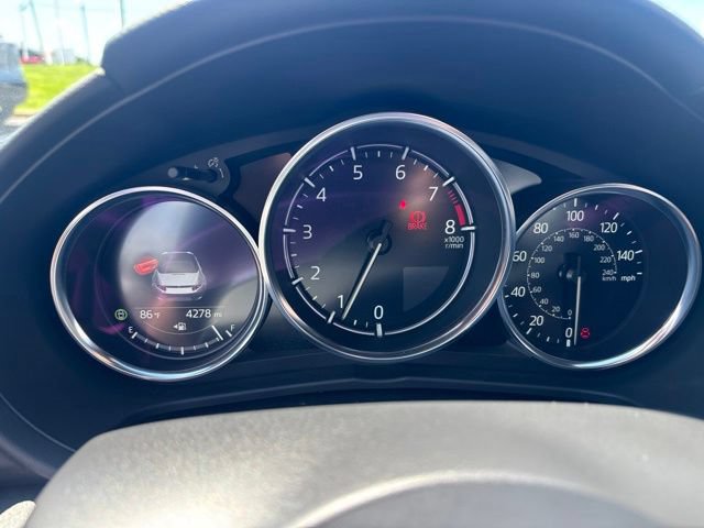 Certified 2024 MAZDA MX-5 Miata Club RWD image 11