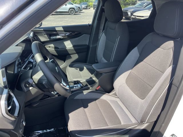 New 2026 Chevrolet TrailBlazer LT w/ Convenience Package AWD/4WD image 11
