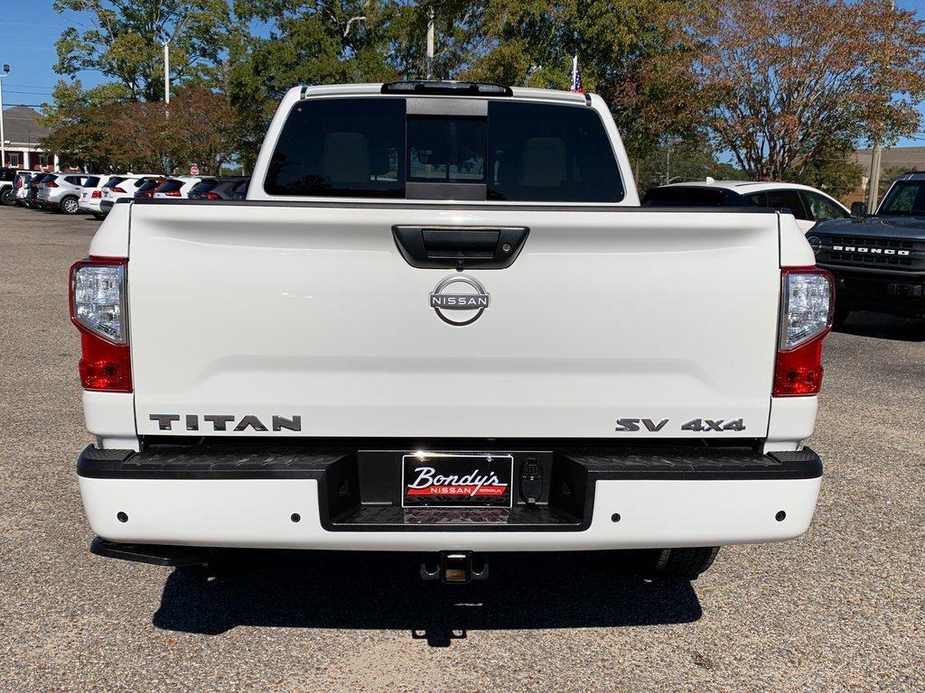 Used 2024 Nissan Titan SV w/ SV Convenience Package image 6