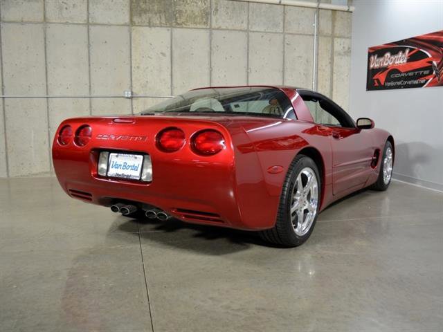 Used 2004 Chevrolet Corvette Coupe w/ Preferred Equipment Group image 7