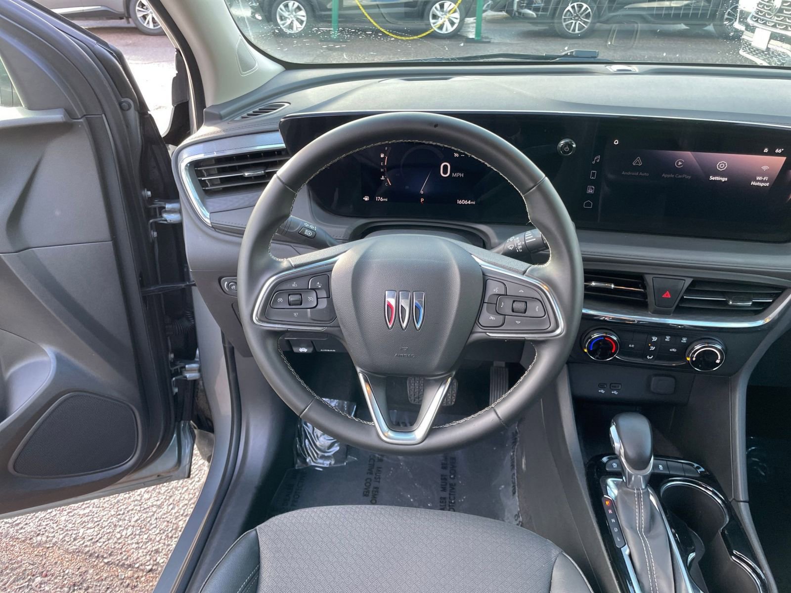 Used 2025 Buick Encore GX Preferred image 27