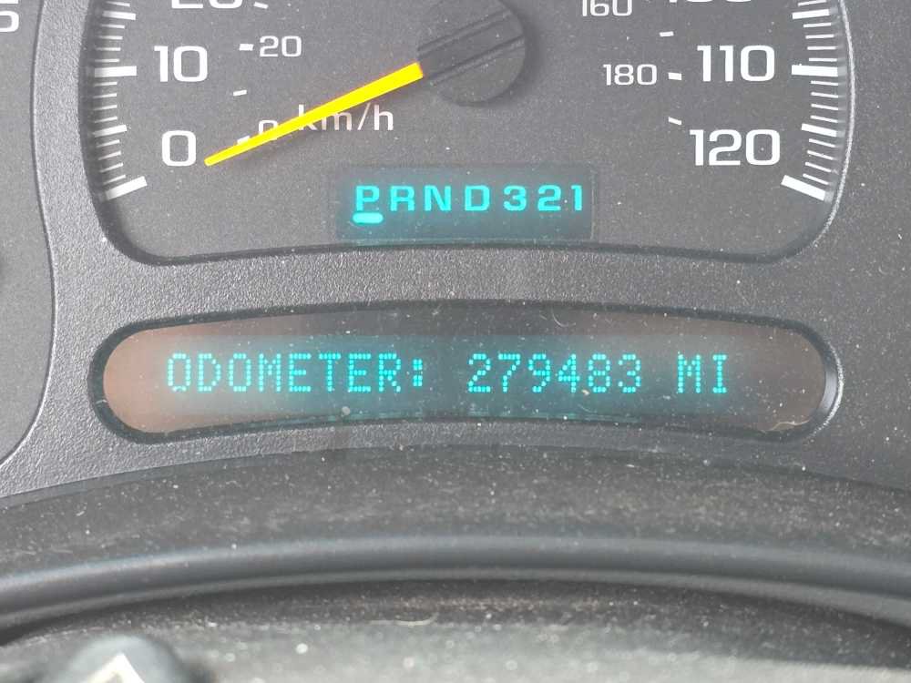Used 2003 Chevrolet Silverado 2500 LS AWD/4WD image 21