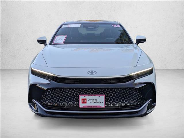 Used 2023 Toyota Crown Platinum image 2