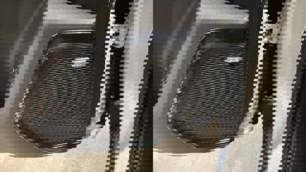 New 2026 GMC Acadia AT4 w/ LPO, Floor Liner Package image 25