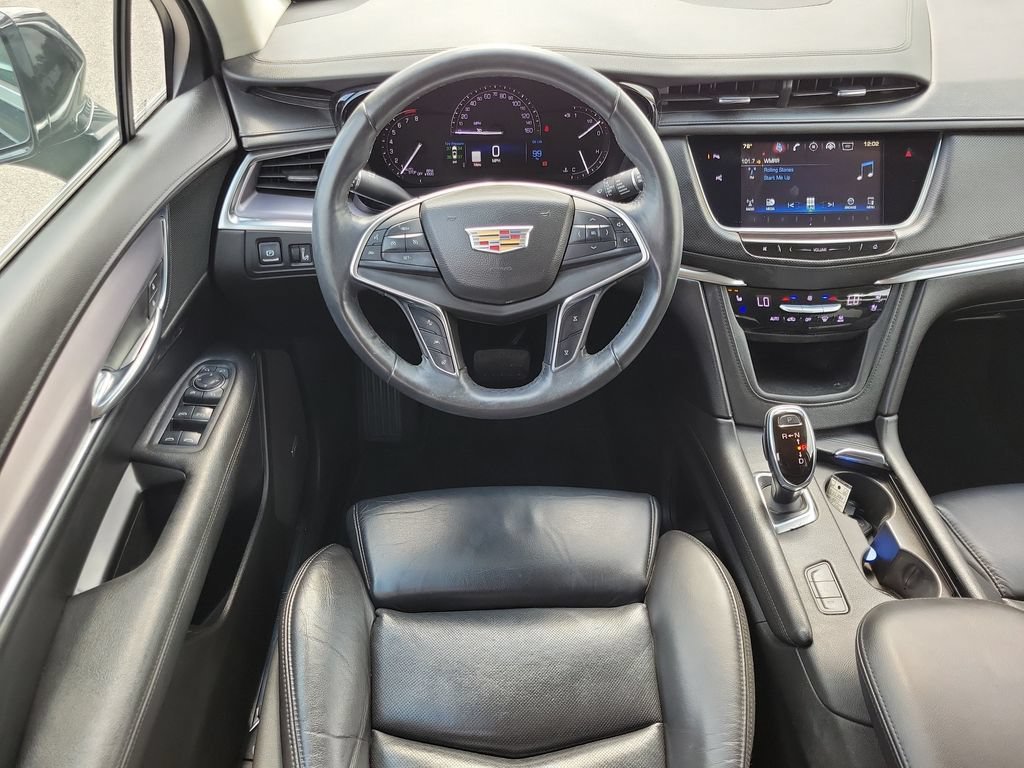 Used 2017 Cadillac XT5 Premium Luxury w/ Driver Assist Package AWD/4WD image 14
