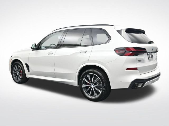 New 2026 BMW X5 xDrive40i w/ M Sport Package AWD/4WD image 7