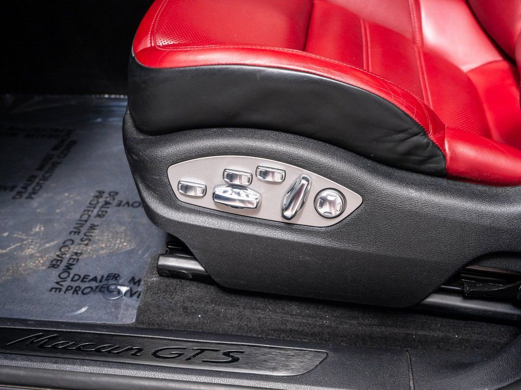 Used 2023 Porsche Macan GTS AWD/4WD image 27